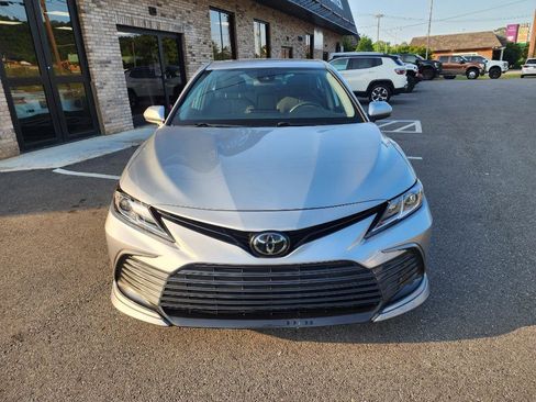 Used 2023 Toyota Camry LE FWD image 8