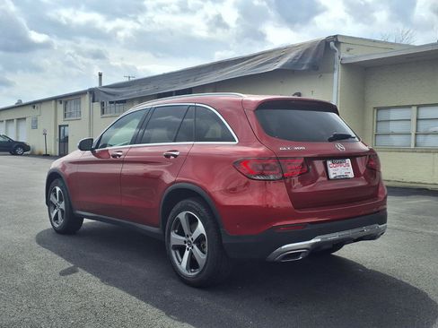 Used 2021 Mercedes-Benz GLC 300 4MATIC image 8