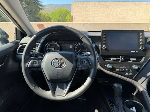 Used 2023 Toyota Camry XSE FWD image 13