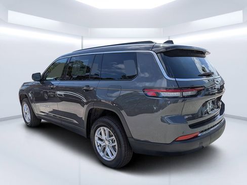 New 2026 Jeep Grand Cherokee L Laredo w/ Trailer Tow Package RWD image 5