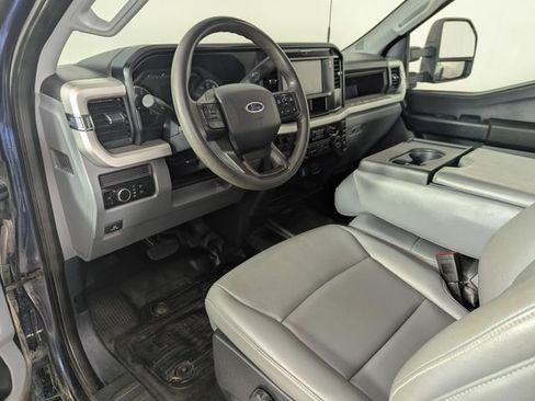 Used 2025 Ford F350 XL AWD/4WD image 7