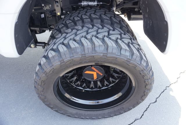 Used 2025 Ford F450 Platinum w/ FX4 Off-Road Package AWD/4WD image 18