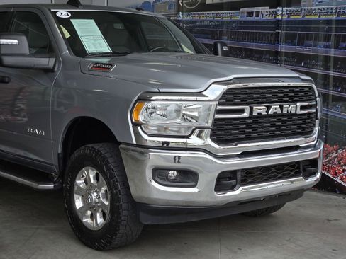 Used 2024 RAM 2500 Big Horn image 2