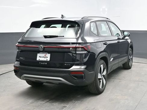Used 2025 Volkswagen Taos S AWD/4WD image 6