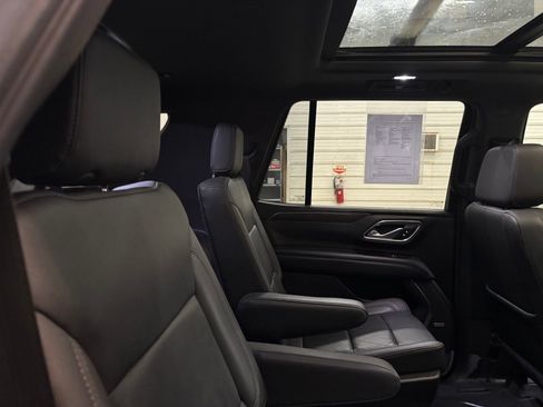 Used 2021 Chevrolet Tahoe Z71 w/ Luxury Package image 36