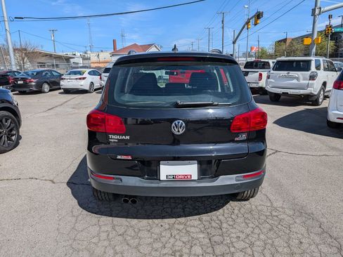 Used 2017 Volkswagen Tiguan Limited w/ Premium Package image 7