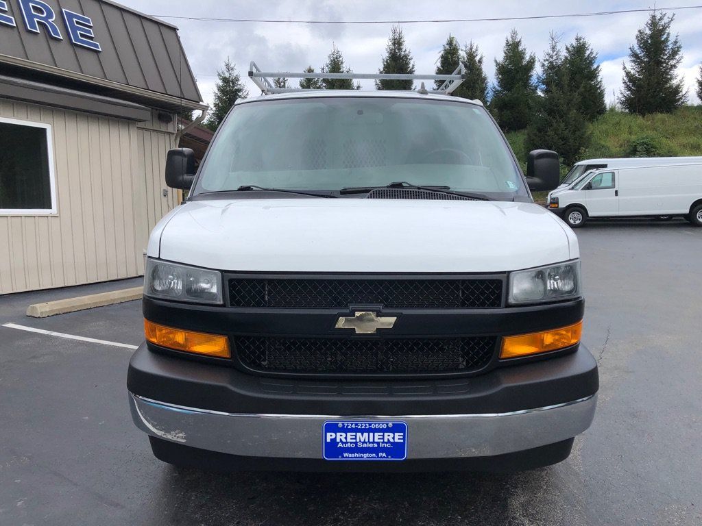 Used 2019 Chevrolet Express 3500 w/ Driver Convenience Package RWD image 9