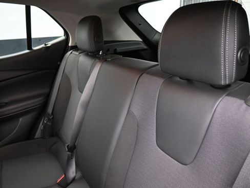 Used 2022 Buick Encore GX Preferred w/ Sport Touring Package AWD/4WD image 12