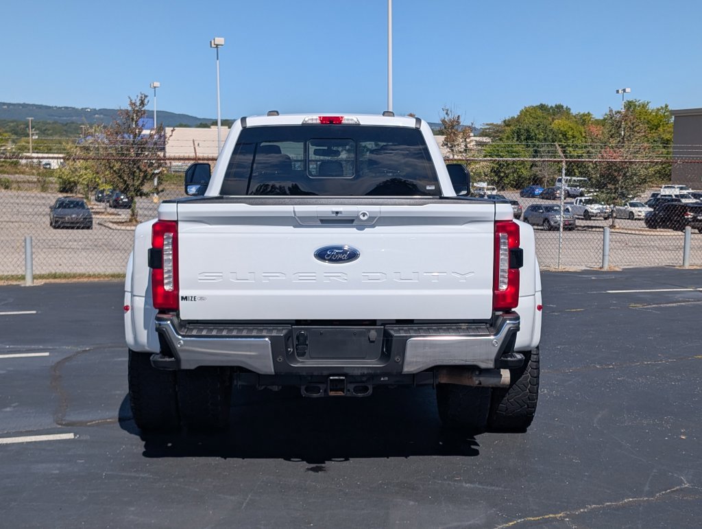 Used 2024 Ford F350 Lariat w/ Lariat Ultimate Package AWD/4WD image 8
