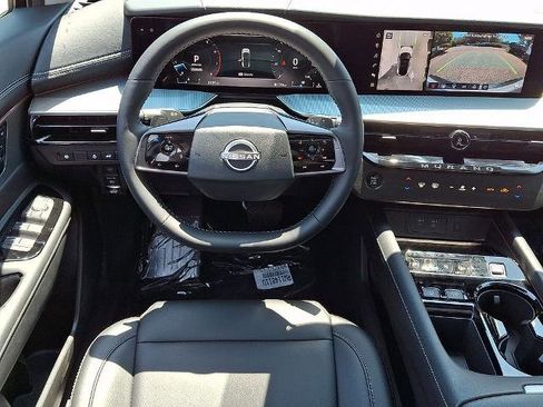 Certified 2025 Nissan Murano SL w/ Cargo Package AWD/4WD image 13