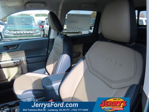 New 2026 Ford Maverick Lariat w/ 4K Tow Package image 14