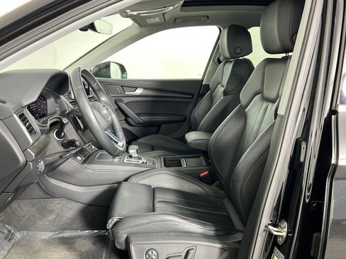 Used 2020 Audi Q5 e Premium Plus w/ Premium Plus Package image 16