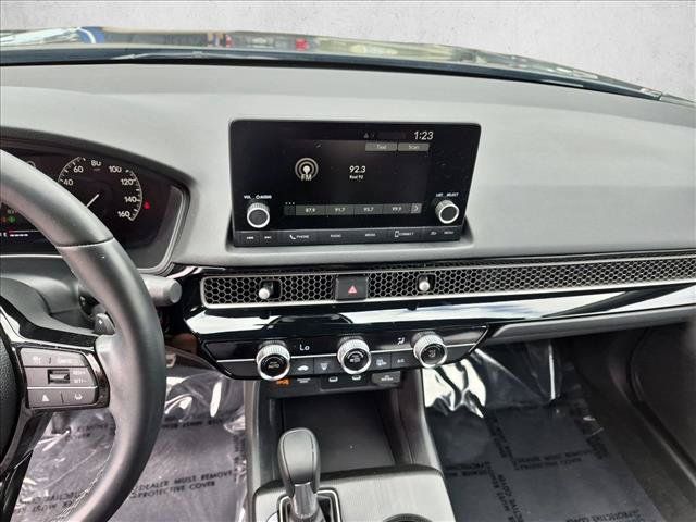 Used 2025 Honda Civic Sport image 14