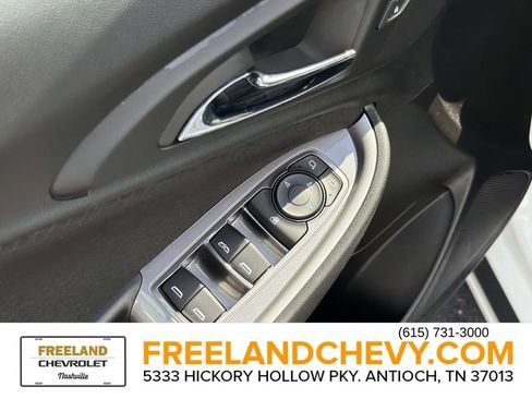 Used 2024 Chevrolet Malibu LT image 21