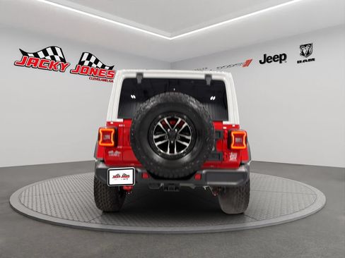 New 2026 Jeep Wrangler Unlimited Rubicon w/ Whitecap Package AWD/4WD image 8