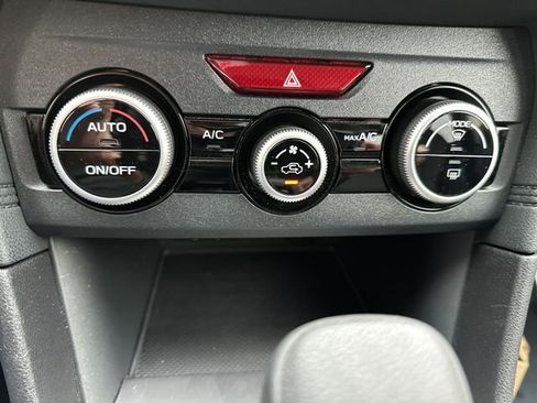 Used 2023 Subaru Crosstrek 2.0i image 19