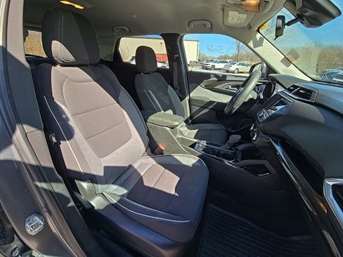 Used 2022 Chevrolet TrailBlazer LT image 17