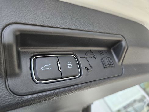 Used 2025 Ford Explorer ST w/ Sun And Sound Package image 39