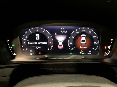 Used 2023 Honda Accord EX image 13