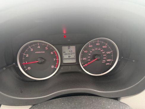 Used 2016 Subaru Forester 2.5i w/ Alloy Wheel Package AWD/4WD image 8