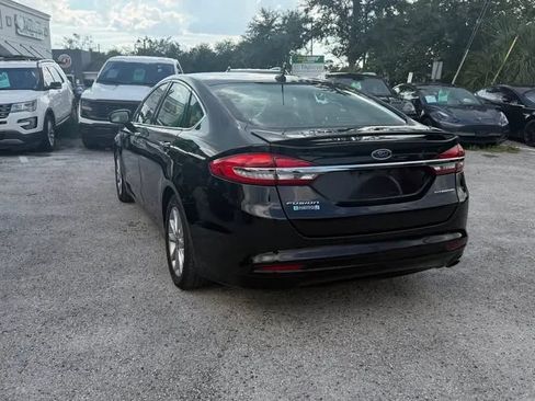 Used 2017 Ford Fusion Energi Titanium FWD image 11