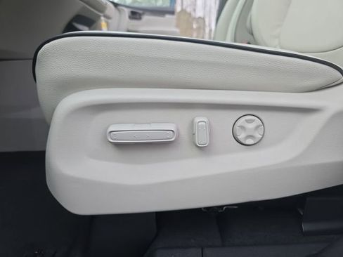 New 2026 Honda Odyssey Touring image 31