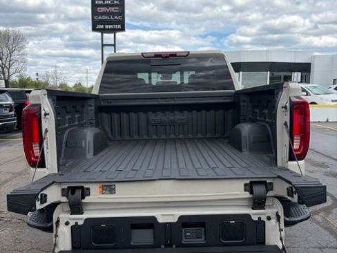 New 2026 GMC Sierra 1500 AT4X AWD/4WD image 15