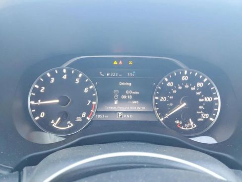 Used 2025 Nissan Frontier SV w/ SV Convenience Package RWD image 9