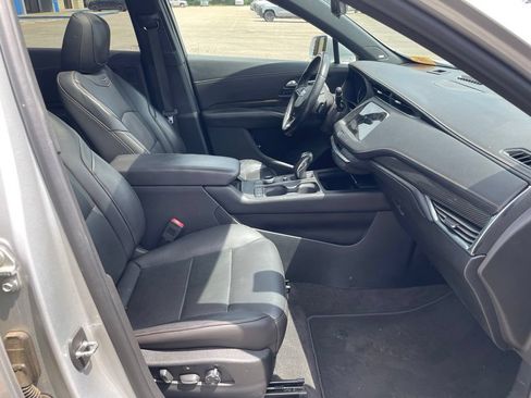 Used 2019 Cadillac XT4 Sport FWD image 36
