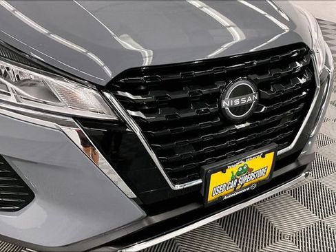 Used 2023 Nissan Kicks SV FWD image 31