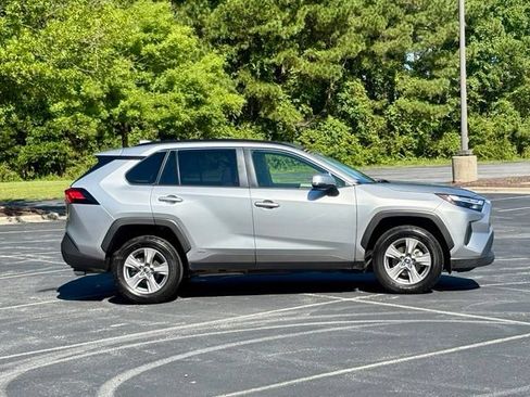 Used 2025 Toyota RAV4 XLE w/ Convenience Package AWD/4WD image 9