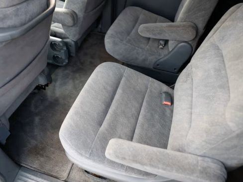 Used 2000 Honda Odyssey EX image 10