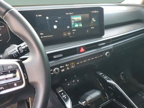 Certified 2025 Kia Sorento SX AWD/4WD image 24