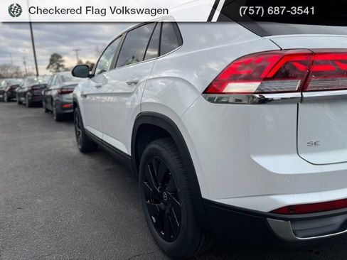 New 2026 Volkswagen Atlas Cross Sport SE AWD/4WD image 8
