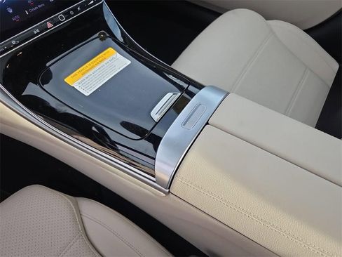 New 2025 Mercedes-Benz C 300 Sedan image 22