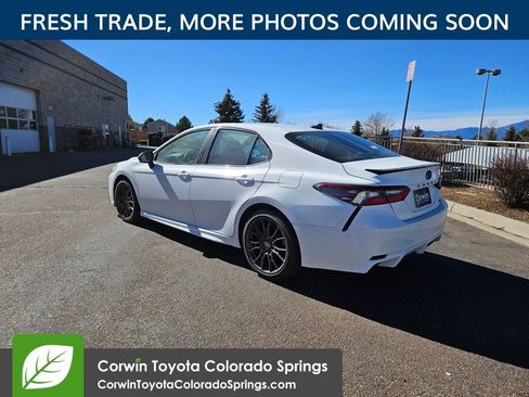 Used 2023 Toyota Camry SE image 6