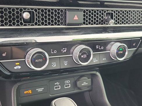 Used 2024 Honda Civic Touring image 29