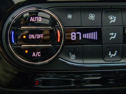 Certified 2023 Buick Encore GX Essence w/ Experience Buick Package image 25