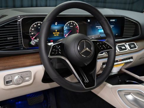 New 2026 Mercedes-Benz GLE 450 4MATIC image 16