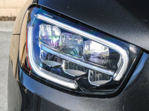 Certified 2022 Mercedes-Benz GLC 300 image 5