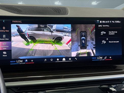 Used 2025 BMW X7 xDrive40i AWD/4WD image 24