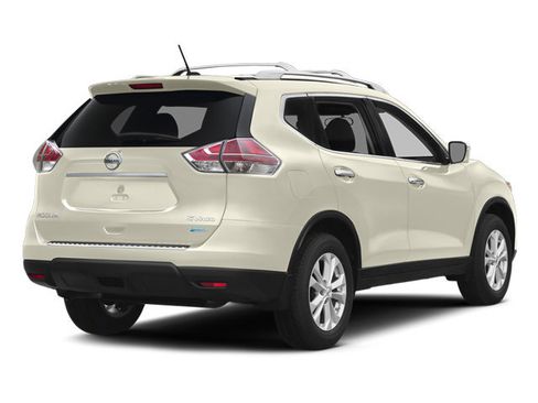 Used 2014 Nissan Rogue S FWD image 2