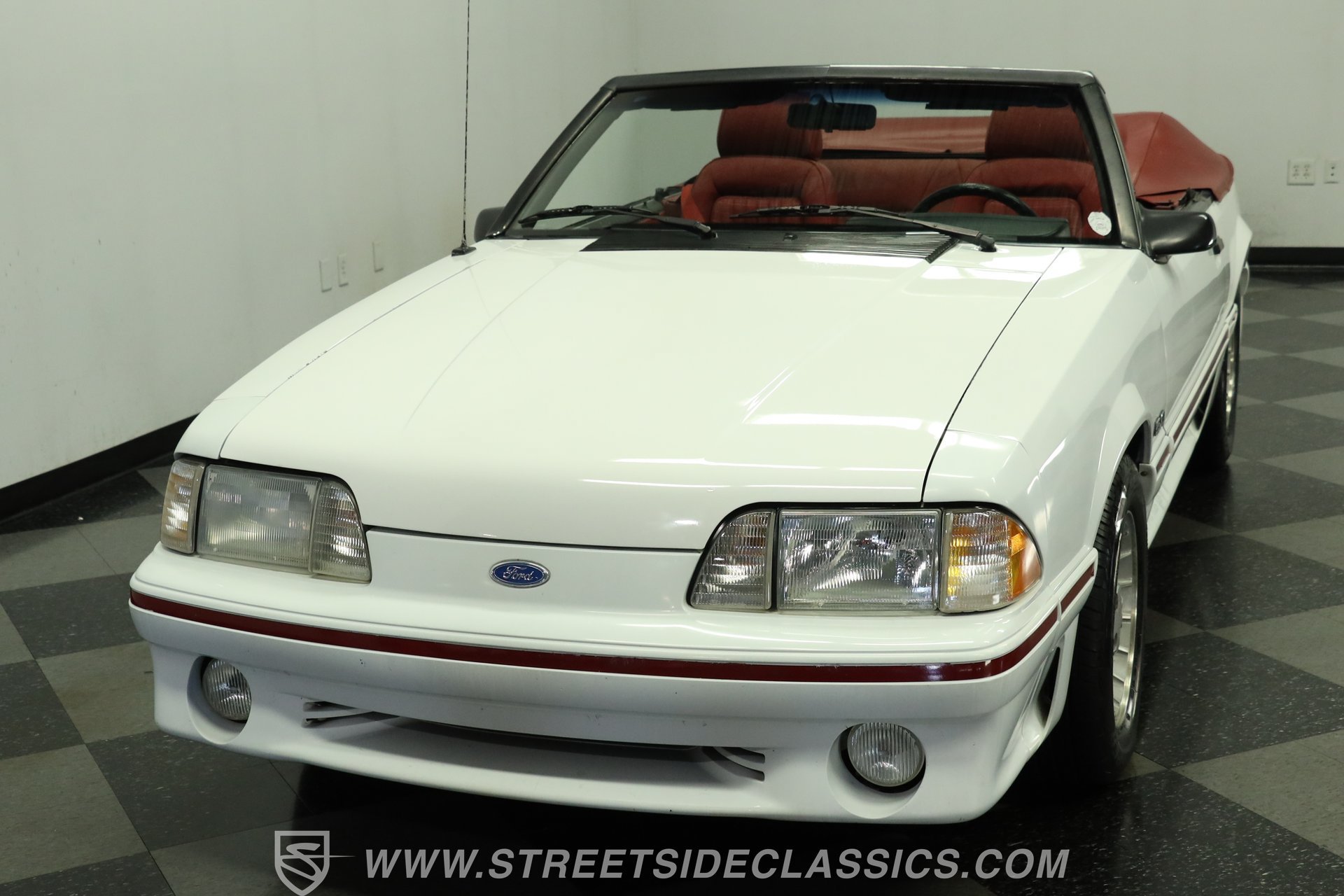 Used 1987 Ford Mustang GT RWD image 17
