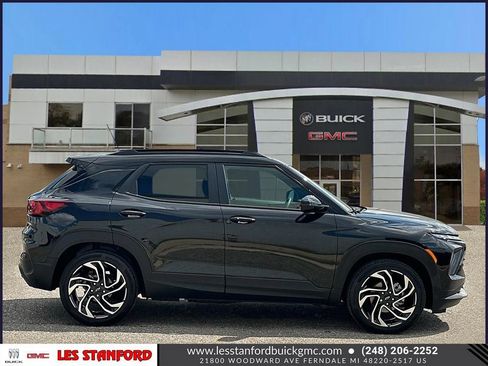 Used 2025 Chevrolet TrailBlazer RS w/ Convenience Package FWD image 7