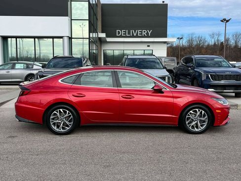 Used 2021 Hyundai Sonata SEL w/ Preferred Accessory Package image 25