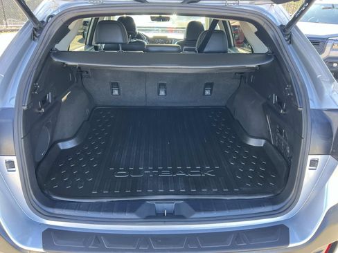 Used 2020 Subaru Outback Limited image 18