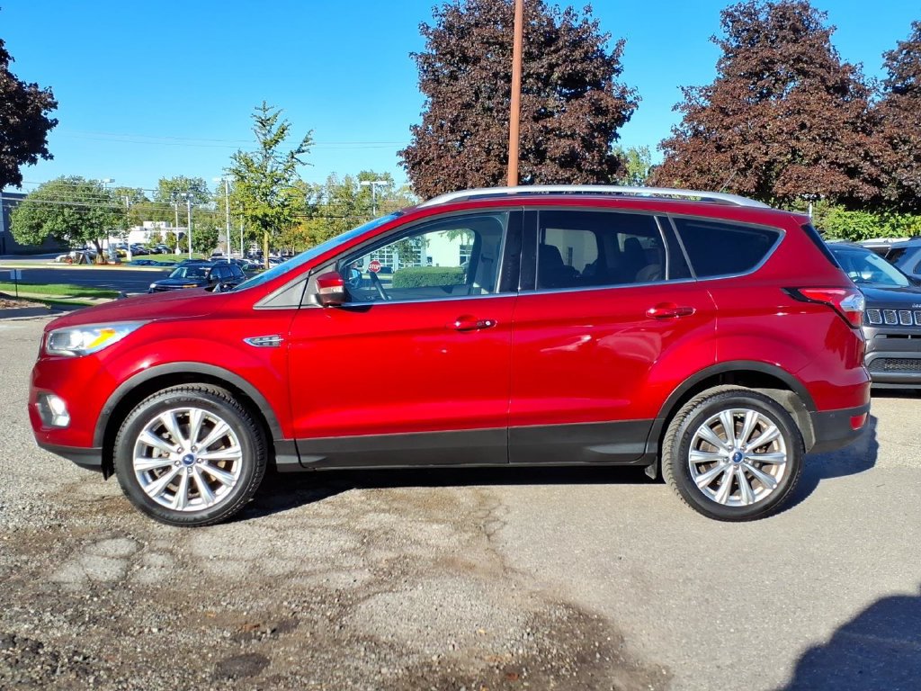 Used 2018 Ford Escape Titanium AWD/4WD image 2