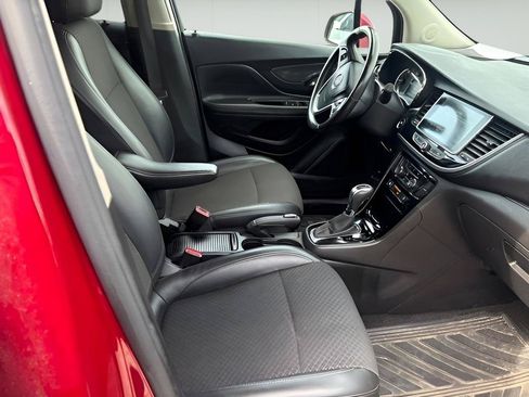 Used 2020 Buick Encore Preferred FWD image 13