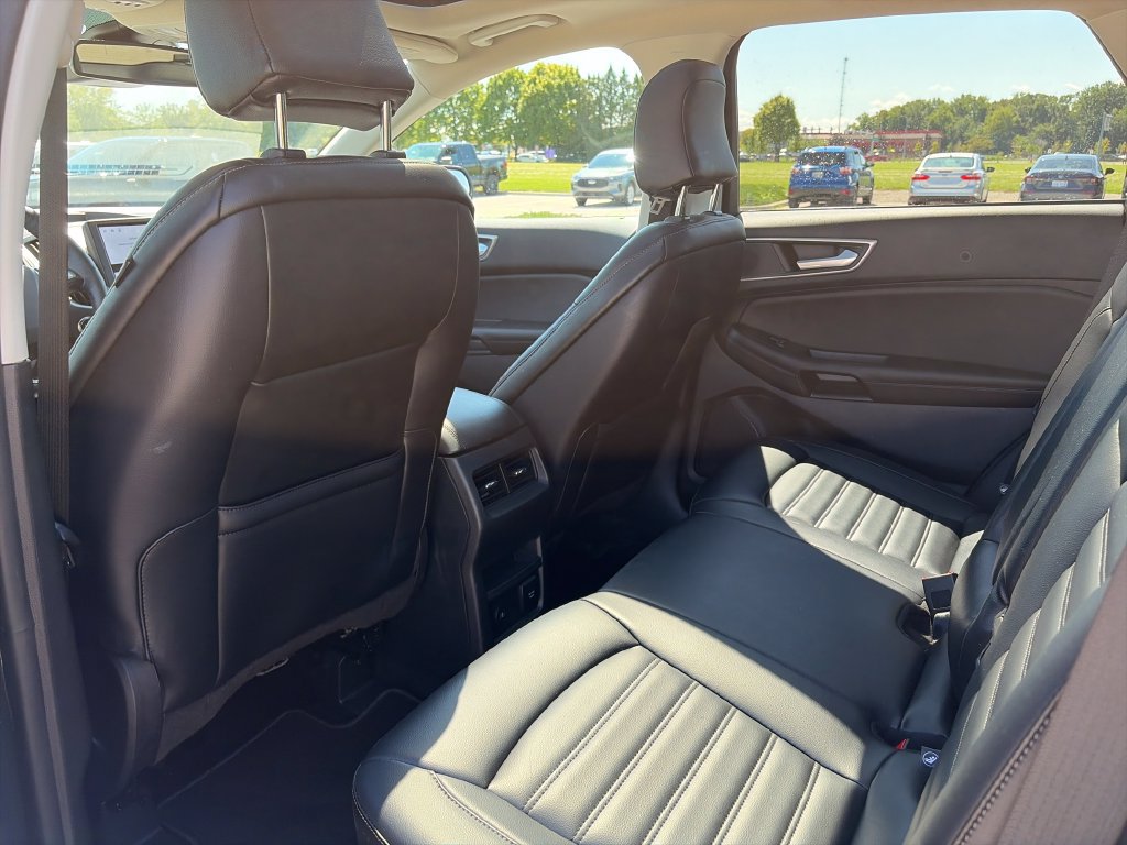 Used 2024 Ford Edge SEL w/ Convenience Package AWD/4WD image 22