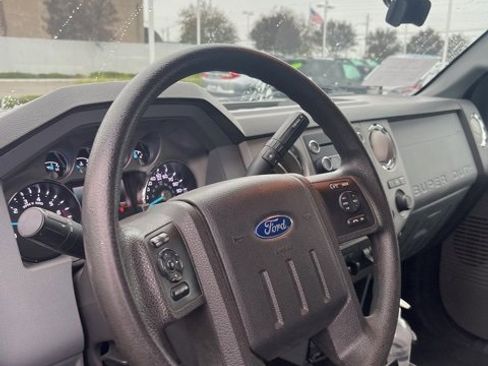 Used 2016 Ford F250 XLT w/ XLT Value Package image 12